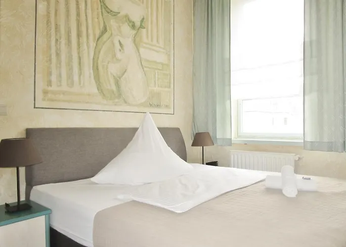 Отель Ostseestern 3*